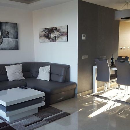 Horizon Beach Apartment Estepona Exterior photo